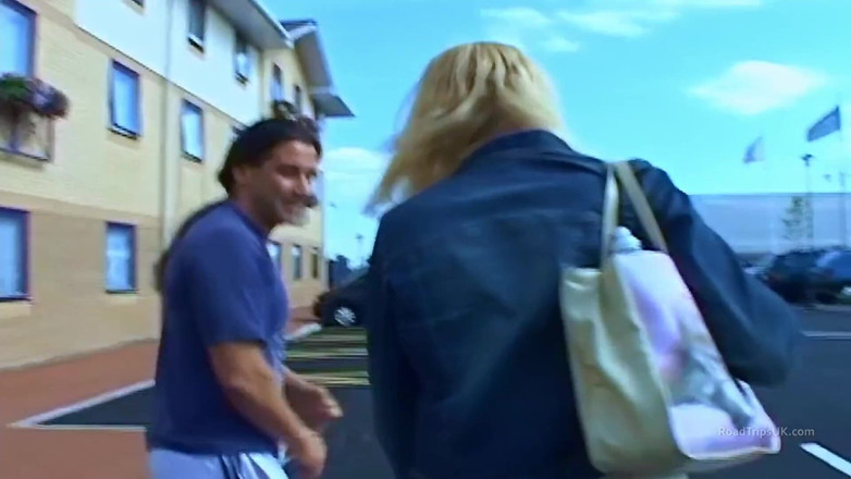 Road Trips UK: Roadtrip to Swansea: April &amp; Sandie Caine