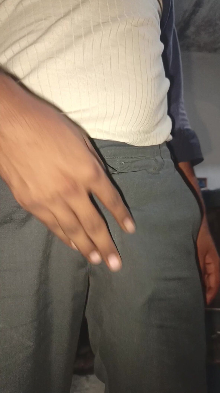 Beckett: New Boy Video with Desi Girl on the Room