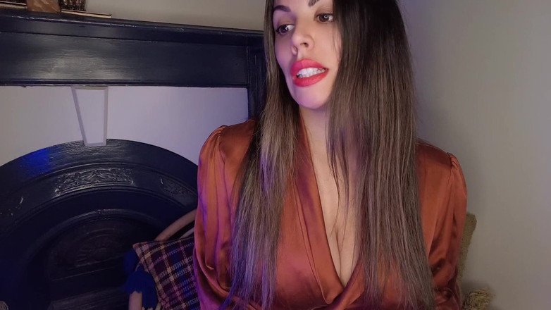 annikarain: Dölünü boşa harcayan karını aşağılıyor ve ev hanımıyla