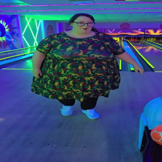 SSBBWLadyBrads: SSBBW Out Bowling