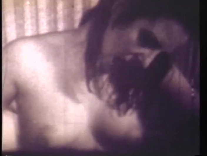 Vintage megastore: покорный лесбийский тройничок