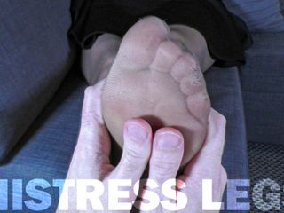 Mistress Legs: POV Gently Nylon Foot Massage of Beautiful Mistress Legs