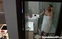 Scandalous GFs: My stunning naked girlfriend bathing