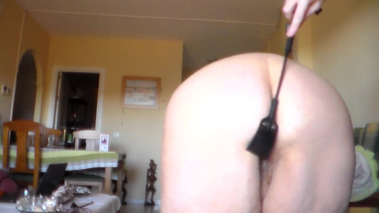 Sex hub couple: Jen's big ass is getting spanked by John