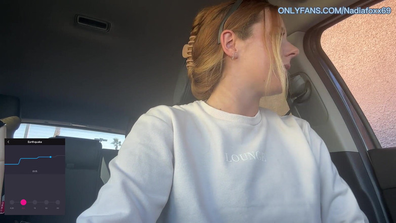 Nadia Foxx: 오르가즘 동영상 블로그의 날!! 무성한 재미, Bts 그리고 너무 많은 커밍의 하루 종일 나와 함께!