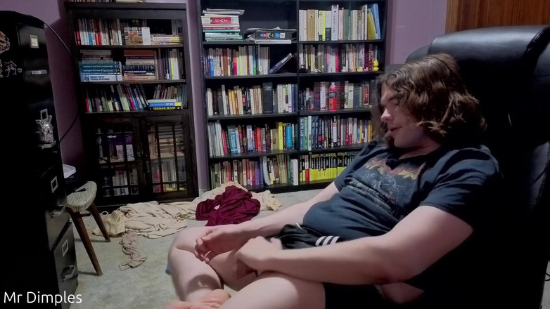 Mr Dimples: 내 구두에 들어왔어!