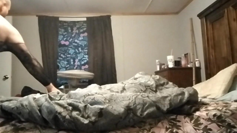 Jnut: Crossdress