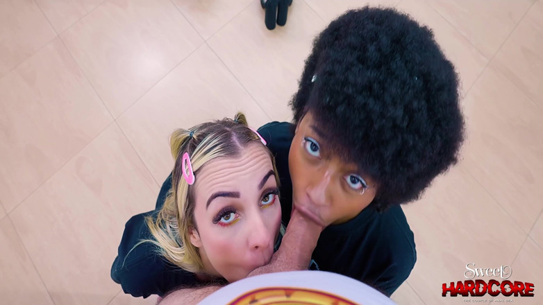 Nasty couples studio: Cara do pau grande fode apenas a bunda da minha...
