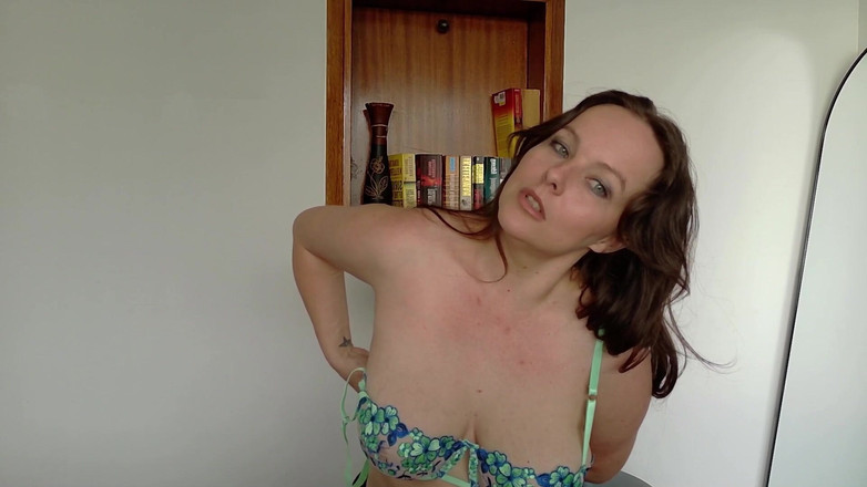 Kinky Lyrical: 시스루 란제리를 입은 시스루 란제리