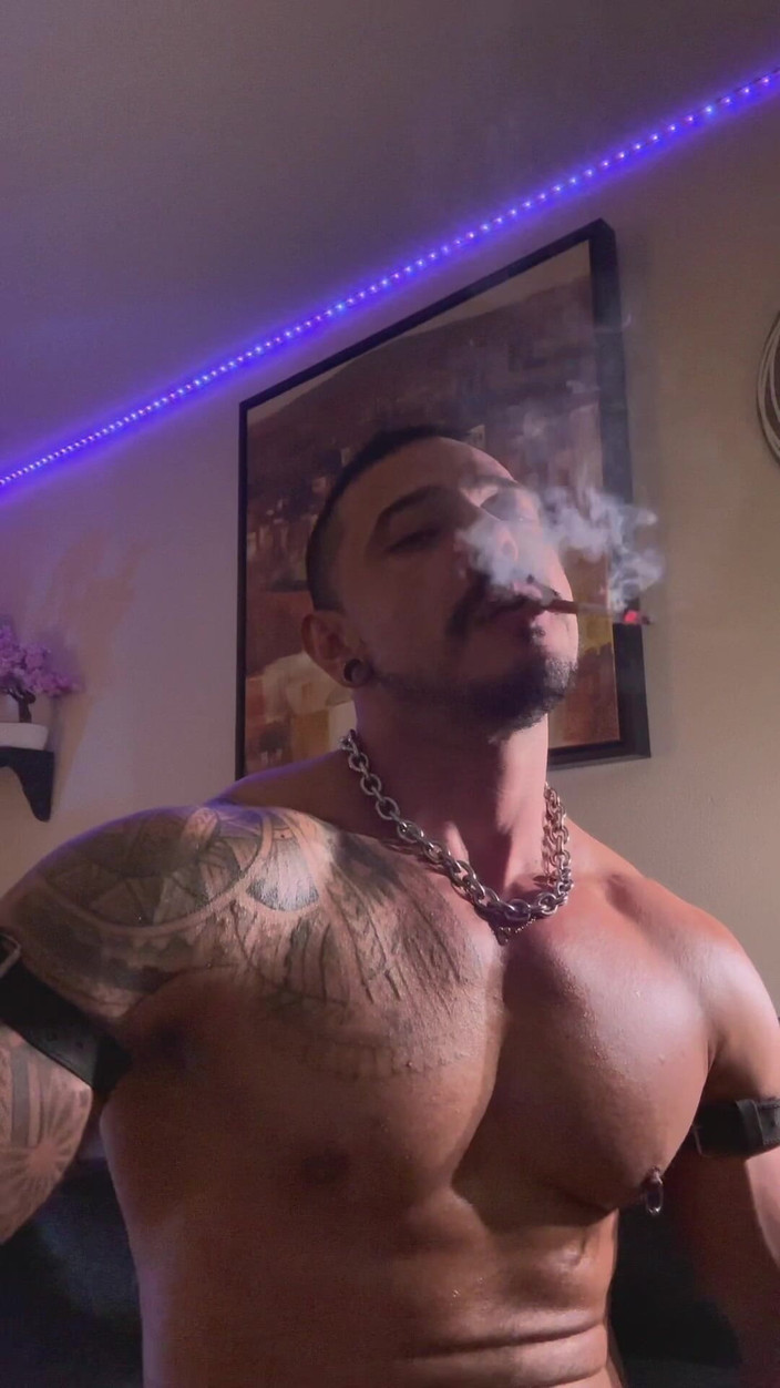 Reds and Muscles: ハードコック, ディープスモーキング