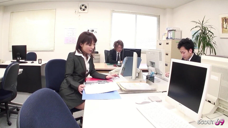 Asian porn collection: Japanese Secretary at Uncensored Solo Masturbation to Orgasm at Toilet...