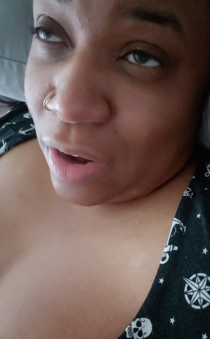 Josie4yourpleasure: Yayın Başladı.10/13/2022 Hai