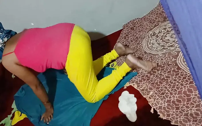 amruta123: Stepmom Fucked Hard in Her Big Ass Indian Cute Desi...