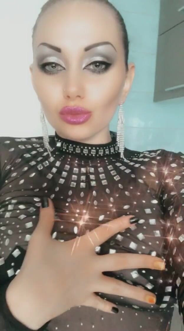 Goddess Misha Goldy: स्वामिनी Misha Goldy भाग 1