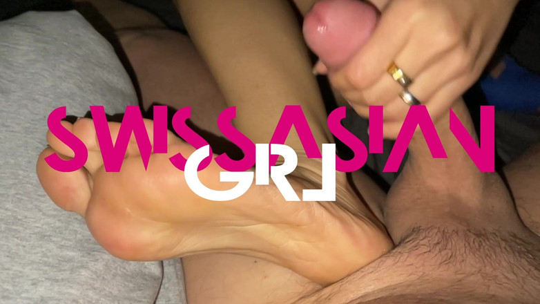 Swissasiangirl: Beau footjob