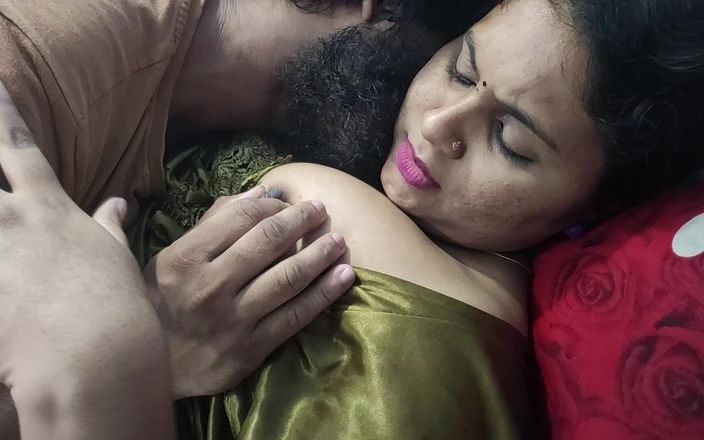 Vaishnavysharunraj: Nachtelijke borsten zuigen romantiek van Indische koppels