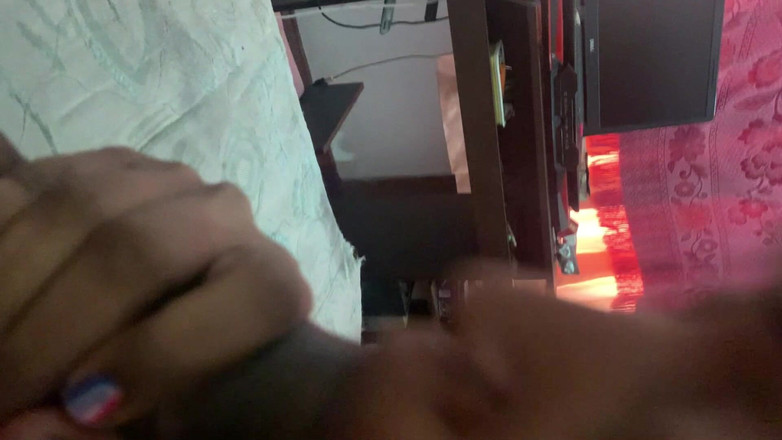 Tina Baby: Oğlanın yarağını evcilleştirme