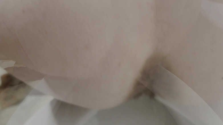 Sweet Marie: Peeing in the toilet and shower