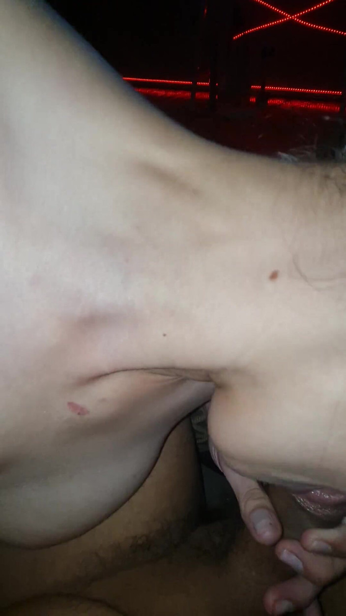 Jointqueen: Couple réel, double problème