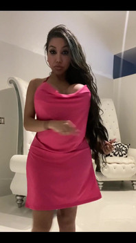What Do U Think of This Dress