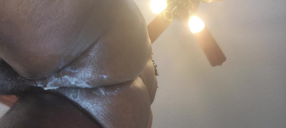 Truestarr: 12 Inches up Close, Very Creamy