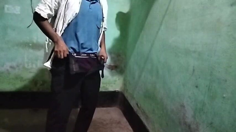 Desi Tits: Doctor Quickly Masterbating Loker Room (seeing After Gay Present)