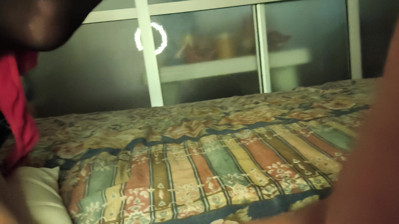 Moo DBOXXX: Mám sex se svou tchýní celý den, navštěvuje mě tajně...