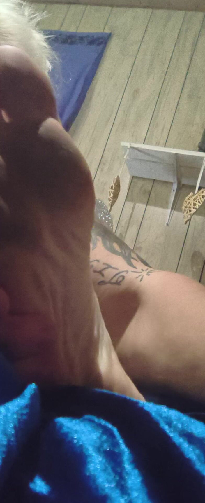 HerculesnVENUS: My Hubbys Feet Ready to Fuck and They Are Dirty...