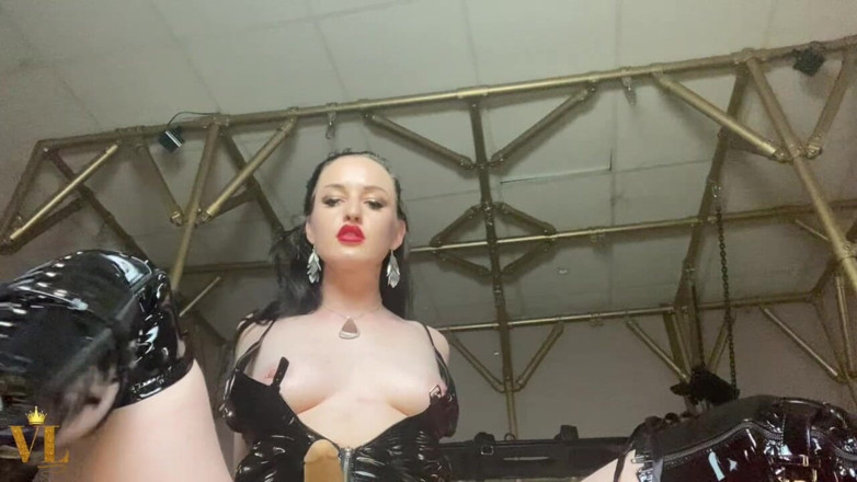 Vivienne l'Amour: Vivienne l'amour - Fick deinen arsch und mache dich zu meiner...