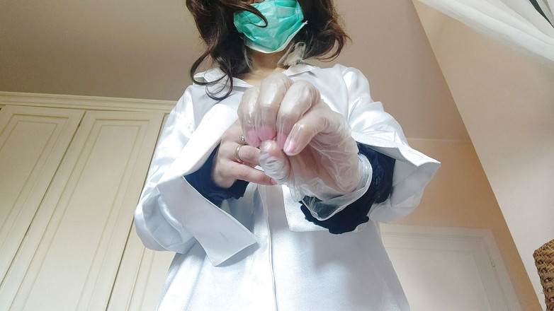 savannahamatoriale: Ce doctor scrupulos! Face un splendid examen rectal