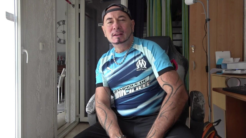 Gaybareback: Tip cu glugă futută de ptoe-ul lui de piele