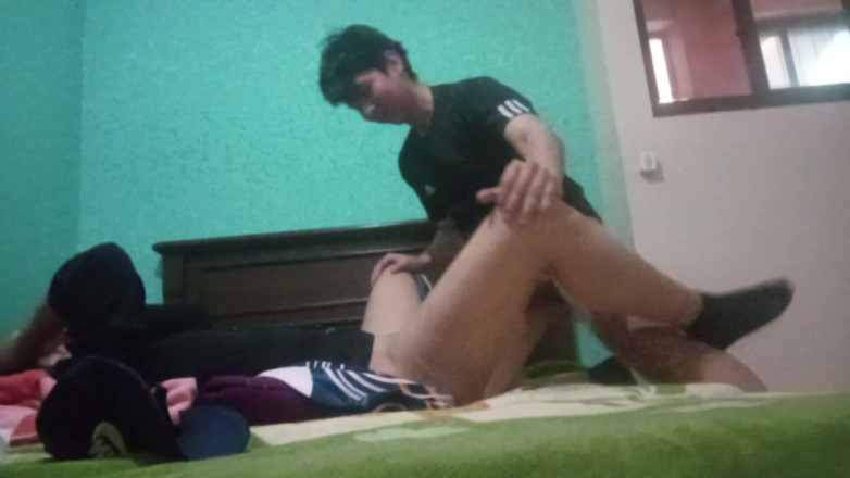 Moo DBOXXX: Moja chrześcijańska przyjaciółka i ja uprawiamy seks codziennie, ona ma 18...