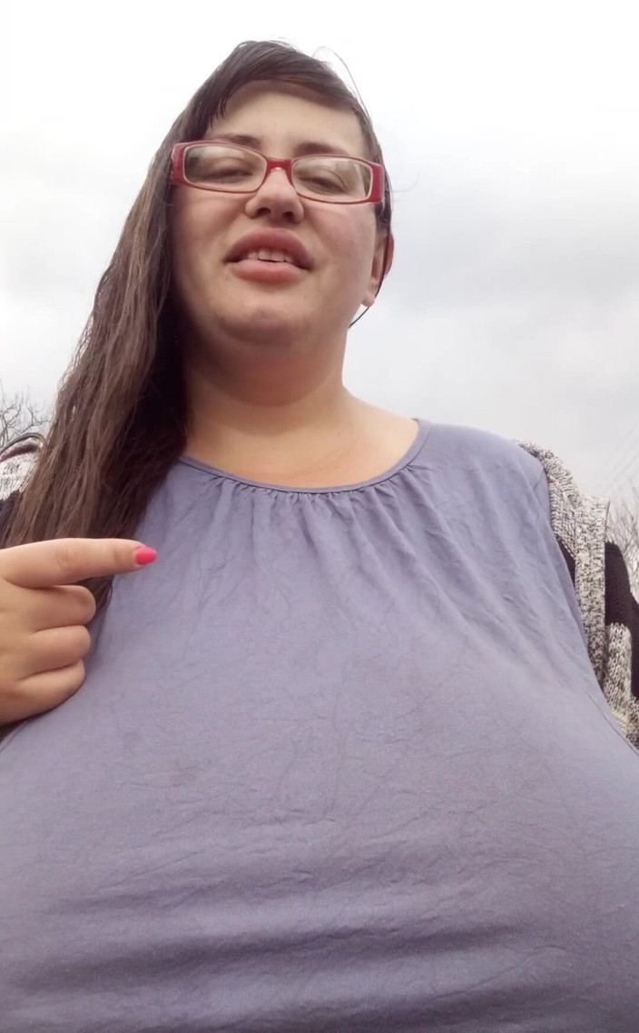 Nina Doll: Ich habe heute ein schwanz-rate-video für ein mitglied gemacht