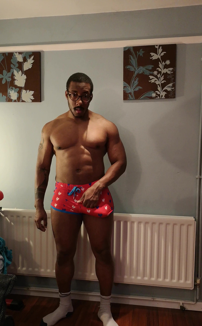 Amadeus: このショートパンツ、大好きです。アマデウス・モード