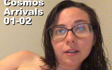 Cosmos naked readers: Jamie Bay lagi baca buku kedatangan cosmos sambil bugil