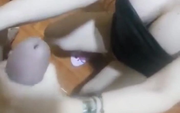 ColomPerX: Meine frau gibt mir eine leckere kleine massage