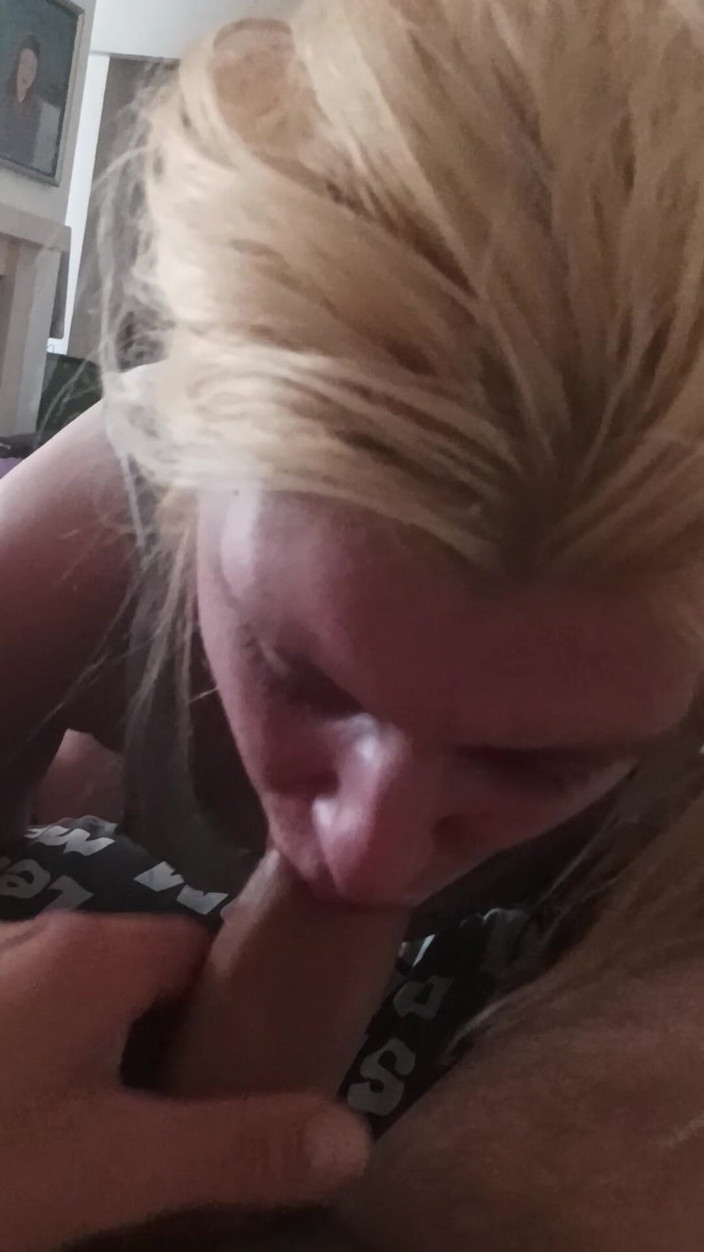 vuana: Amatorskie żona ssanie wielkiego kutasa głębokie gardło Obciąganie