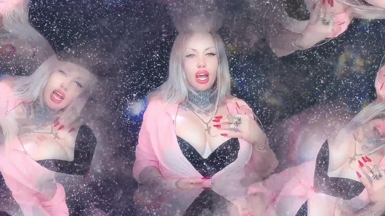 Goddess Misha Goldy: ゴールドスメライジングスパイラル!黄金のオーガズムから黄金の手へ!