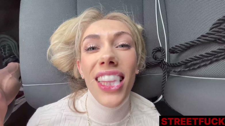 STREETFUCK.eu: Scopata in strada sky pierce
