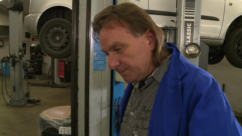 German Porn: 차고 역학 야생 그룹 섹스 축제