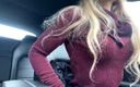 Sis wet live: I was on my way to do some shopping. Then...