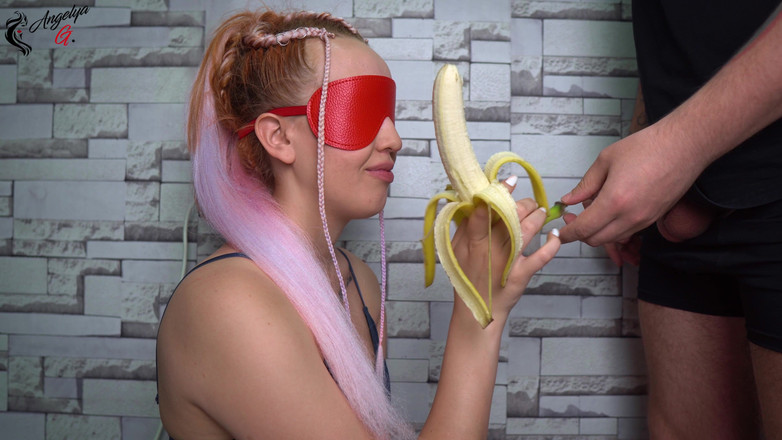 AnGelya G: Podváděná nevlastní sestra v ovocné hře! Líbilo se jí to!...
