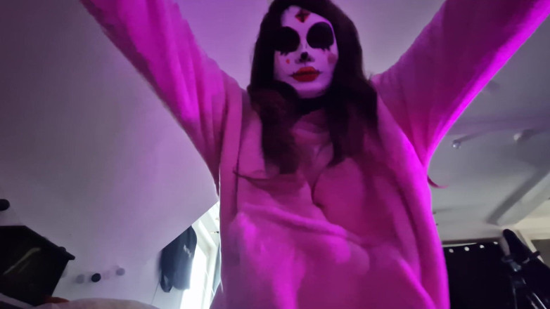 Mask Viola: POV: Te voi călări și îți șoptesc la ureche