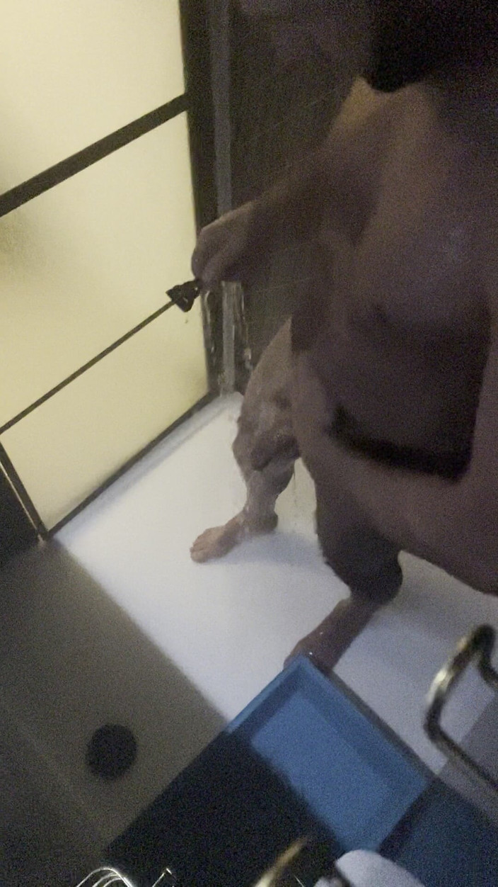 Razzle6: 淋浴时间