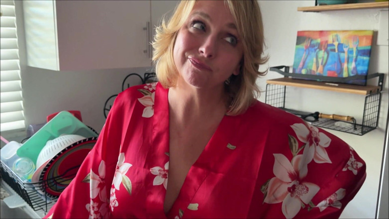 Alex Adams: Discovering Step Stepmom's Sexual Appetite - Brianna Beach - Stepmom Comes First