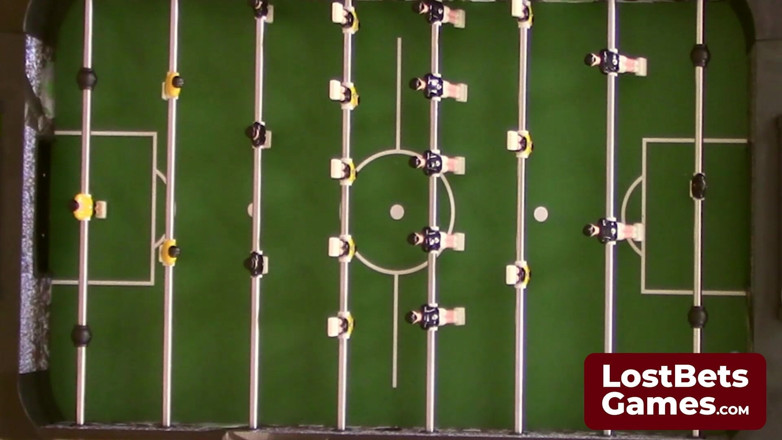 Lost Bets Games: Ein Strip-Foosball-Spiel verspricht einen spanking-Leckerbissen am ende