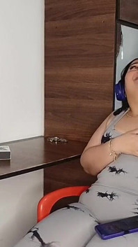 While My Stepsister Is Busy, I Get to Relax Her with a Little Affection, Seduce Her and Fuck Her a Lot.