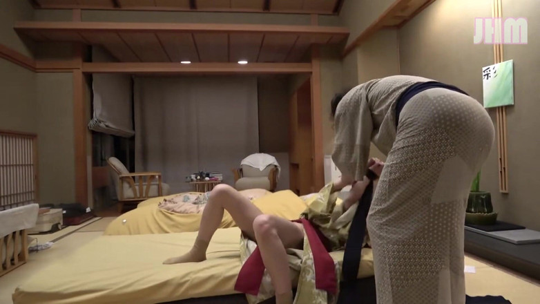 Japanese Hentai Matings: ResortFlucht mit Kanoka, einer 42-jährigen verheirateten Frau - 2