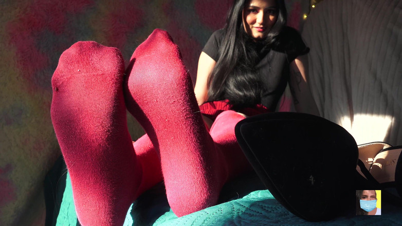 Viva Athena: Socks and Feet Worship