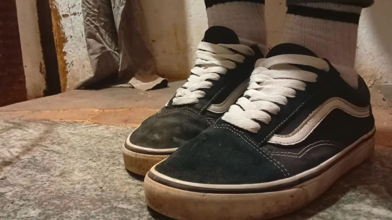 jerkofflover: Moje Zostrihané Videá Hrania Sa S Botaskami Vans